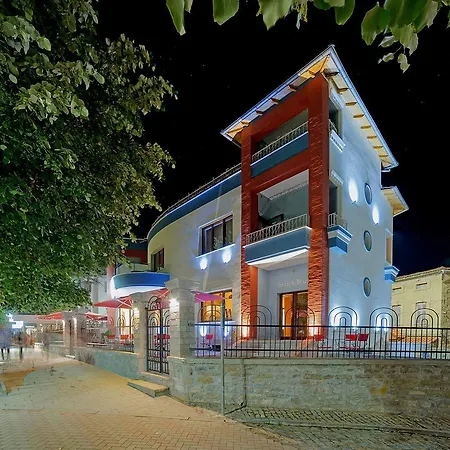 Lako Korce