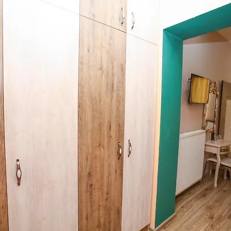 Lako Hotel