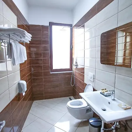 Lako Hotel