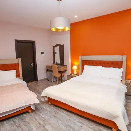 Hotel Lako 4*